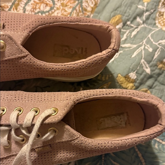 Women’s Keds Blush Pink Lace-Up Sneakers - Picture 2 of 10